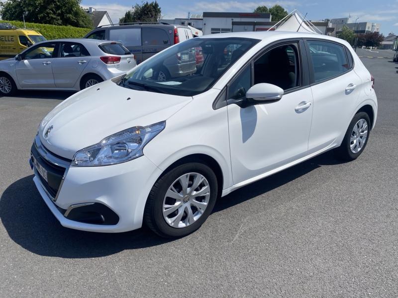 PEUGEOT 208 Affaire 1.5 BlueHDi 100 Premium Pack